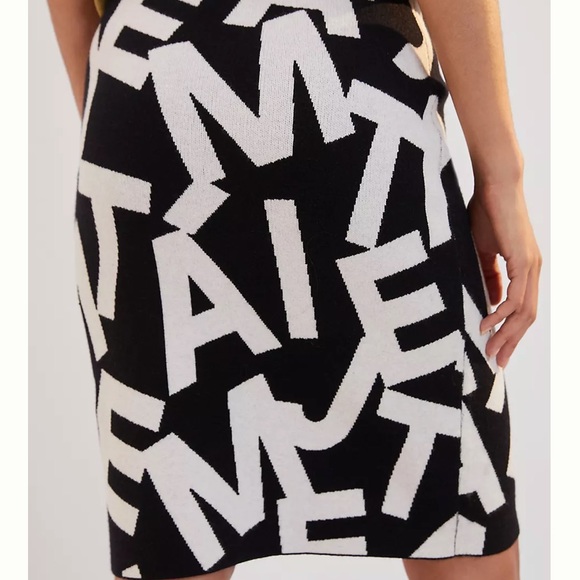 Maeve // Anthropologie knit skirt - Picture 4 of 10